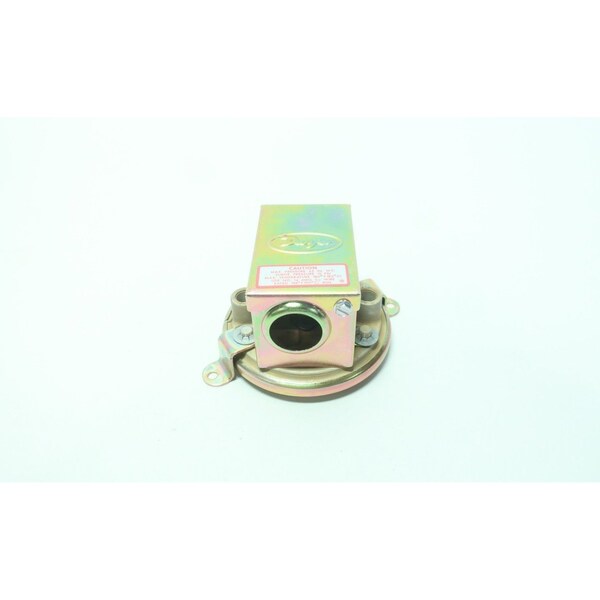 Dwyer Diaphragm Vertical 1/8In 45InH2O 480VAc Pressure Switch 191000